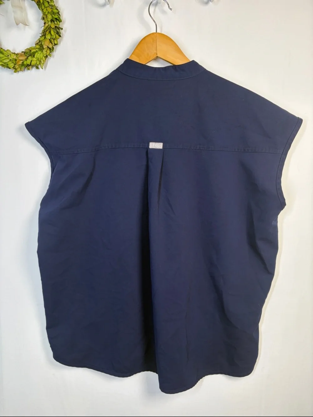 FIGS Rafaela Oversized Scrub Top XXSW1003 size medium - Picture 2 of 6